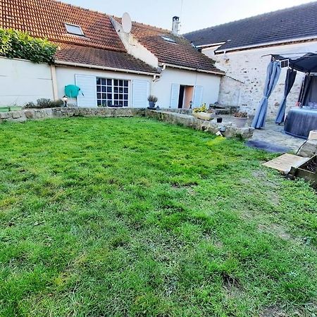 Villa Confortable Avec Jacuzzi A Chevannes Chevannes  Exteriör bild