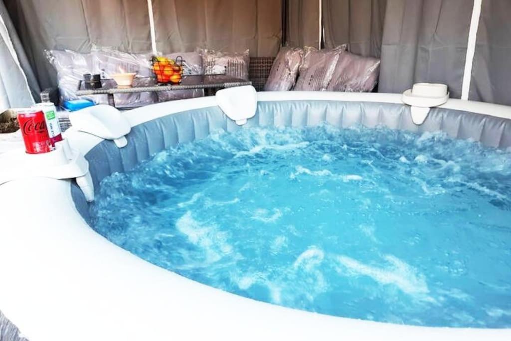 Villa Confortable Avec Jacuzzi A Chevannes Chevannes  Exteriör bild